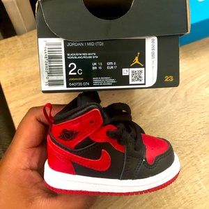 Air Jordan 1 mid